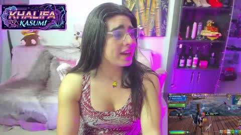 Snapshot of khalifa_gold chatting on June 5, 7:58 am Khalifa Kasumi online show from June 5, 7:58 am