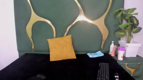 khalyht online show from March 28, 1:22 pm