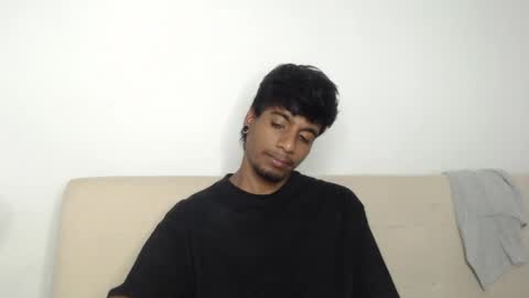 khevinlopezonig online show from April 4, 6:44 am