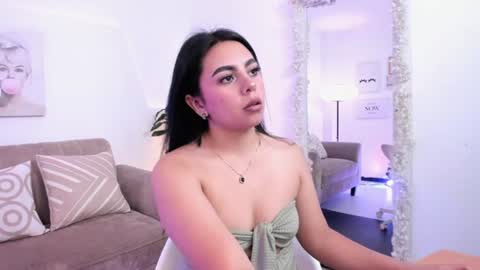 Khloe   online show from July 6, 7:27 pm