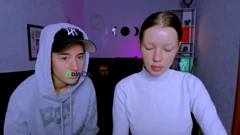 Snapshot of khloebeauty chatting on September 29, 5:45 am khloebeauty online show from September 29, 5:45 am