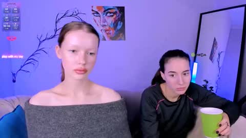 Snapshot of khloebeauty chatting on October 18, 7:14 pm khloebeauty online show from October 18, 7:14 pm