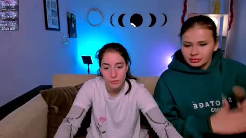 khloebeauty online show from February 2, 8:40 pm