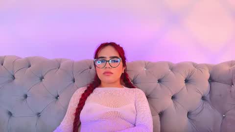 khloejohnson online show from September 15, 8:25 am