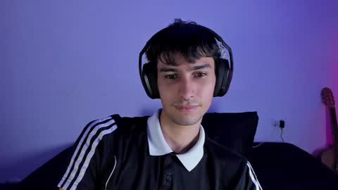 khozler_ online show from January 31, 2:48 am