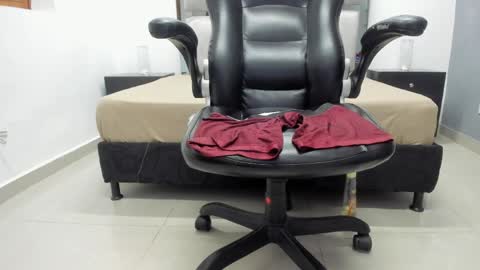 Kris Evans online show from April 17, 11:24 am