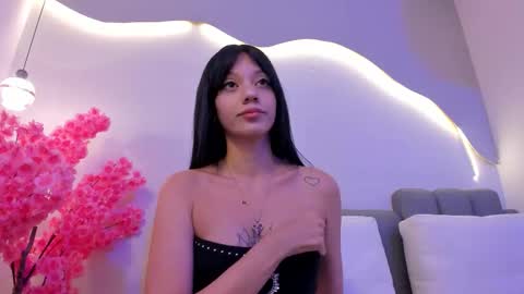 Snapshot of ki_ttyuu chatting on February 13, 9:44 pm Ellie online show from February 13, 9:44 pm