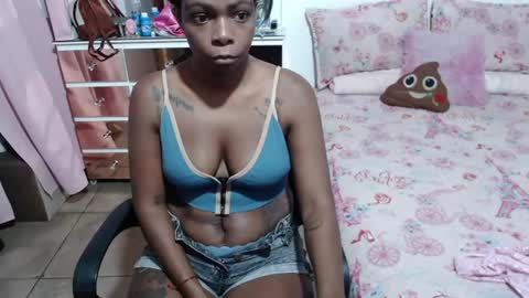 Snapshot of kiara_kaneel_40 chatting on July 26, 6:04 pm KANEEL online show from July 26, 6:04 pm