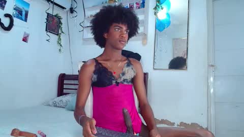 kiara_valentte_ online show from October 10, 2:38 pm
