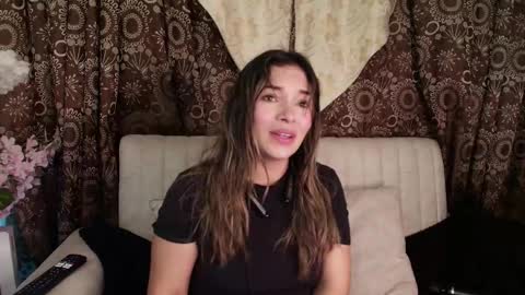 Snapshot of kiaraa88 chatting on January 10, 12:07 pm Valery online show from January 10, 12:07 pm