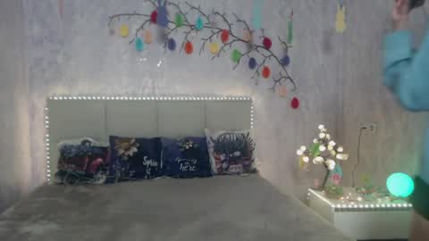 Kara online show from April 1, 6:16 pm