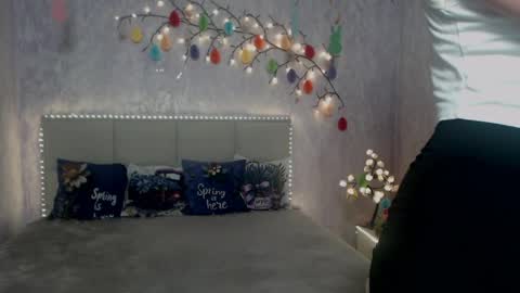 Kara online show from April 10, 6:01 pm