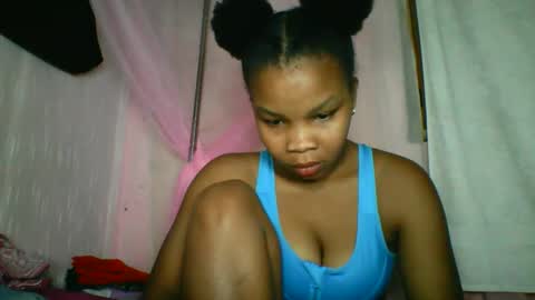 Snapshot of kiarah_69 chatting on May 20, 8:15 pm kiarah 69 online show from May 20, 8:15 pm