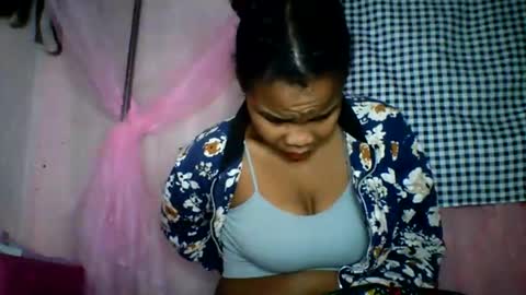 Snapshot of kiarah_69 chatting on May 23, 3:27 pm kiarah 69 online show from May 23, 3:27 pm