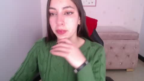kiara online show from August 5, 8:11 pm