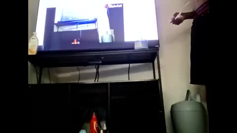 Snapshot of kibrombariu45 chatting on June 3, 4:12 pm HunneysPlayRoom online show from June 3, 4:12 pm