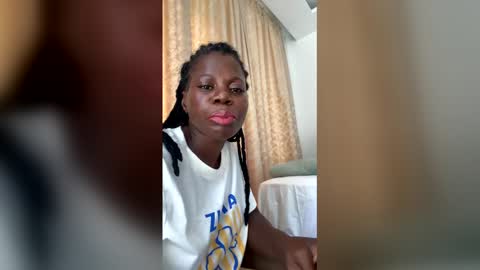 Snapshot of kichomi_cbsu4 chatting on December 14, 9:36 am kichomi_cbsu4 online show from December 14, 9:36 am