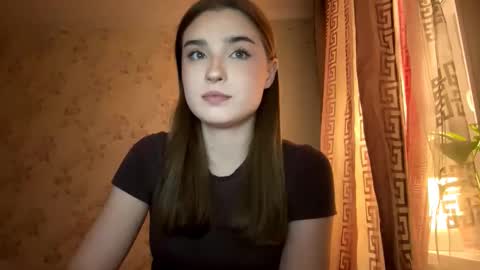 Ola my name is Lissa  Lets hit 10 Thumbs Up together   online show from February 12, 2:56 pm