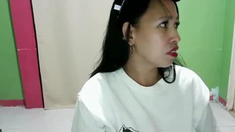 Snapshot of kigkigkig chatting on March 2, 12:35 am Amara online show from March 2, 12:35 am