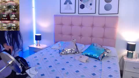 Snapshot of kiki_cams chatting on November 22, 6:40 pm kIKI online show from November 22, 6:40 pm