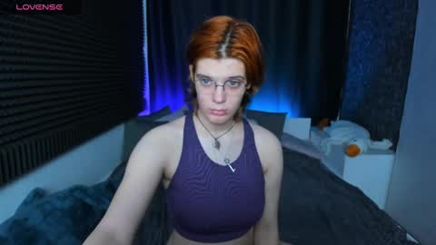 Kiki online show from December 3, 10:06 am