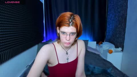 Kiki online show from December 3, 7:22 pm