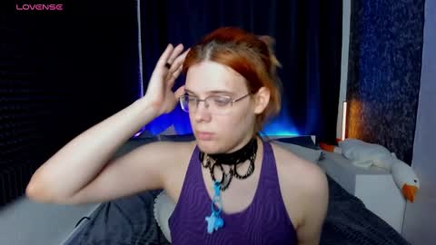 Kiki online show from December 13, 4:27 pm