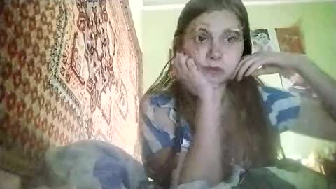 kikibang_ online show from December 17, 8:04 pm