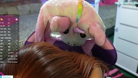 kiki online show from March 31, 10:32 pm