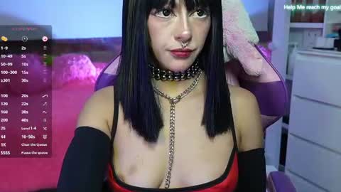 kiki online show from July 3, 10:05 pm