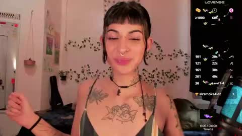 Snapshot of kila_moonlight444 chatting on July 2, 8:26 pm Bella online show from July 2, 8:26 pm