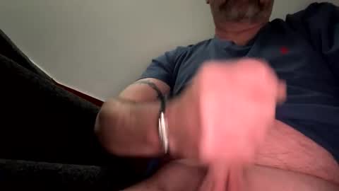 Snapshot of killbill228 chatting on February 7, 3:19 pm William online show from February 7, 3:19 pm