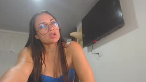 Snapshot of killey_saints chatting on December 23, 1:25 am killey online show from December 23, 1:25 am