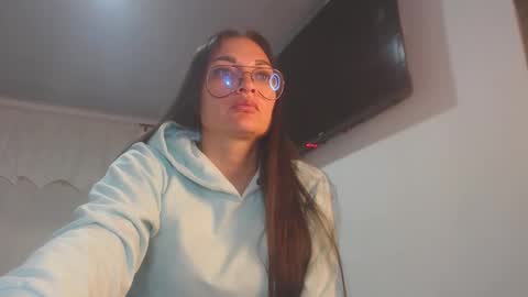 Snapshot of killey_saints chatting on February 26, 11:59 pm killey online show from February 26, 11:59 pm