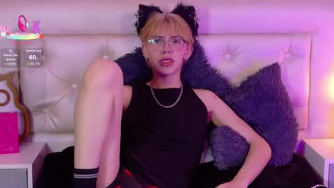  Adrien  online show from June 25, 4:56 am