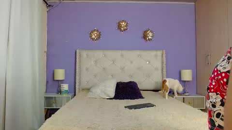 Mia  Kim online show from November 20, 10:37 am