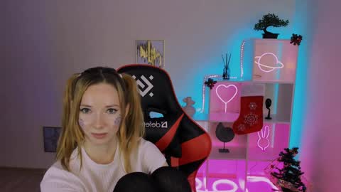 Snapshot of kim_boyd chatting on December 14, 2:31 pm kim_boyd online show from December 14, 2:31 pm