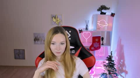 Snapshot of kim_boyd chatting on December 16, 12:06 pm kim_boyd online show from December 16, 12:06 pm