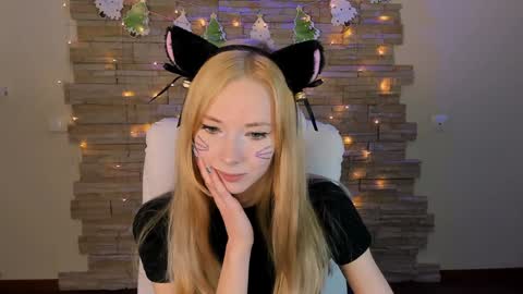 Snapshot of kim_boyd chatting on January 2, 12:03 pm kim_boyd online show from January 2, 12:03 pm