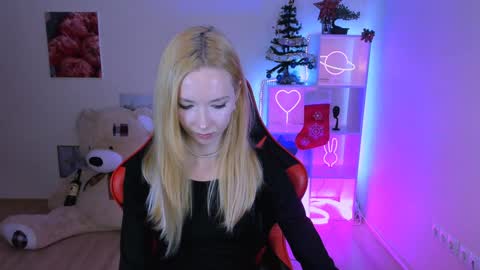 Snapshot of kim_boyd chatting on January 13, 4:08 pm kim_boyd online show from January 13, 4:08 pm