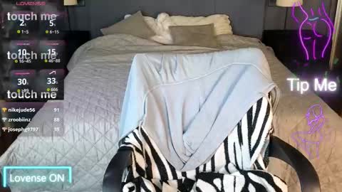 Kim online show from December 19, 9:05 am