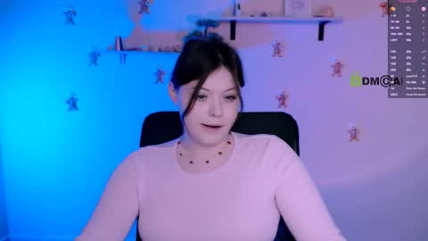 Snapshot of kim_classy chatting on January 12, 7:52 pm kim_classy online show from January 12, 7:52 pm