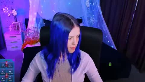 Snapshot of kim_classy chatting on January 13, 8:58 pm kim_classy online show from January 13, 8:58 pm