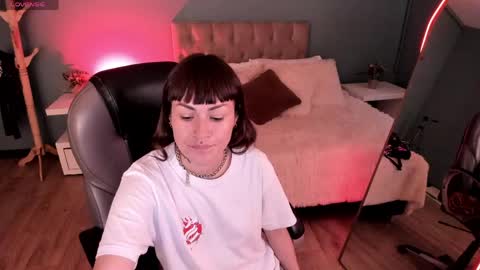 Kim Jeins666 online show from June 2, 1:13 pm