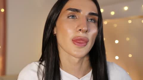 Kim Oberlin online show from February 7, 5:07 pm