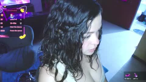 Snapshot of kim_saenz20 chatting on September 29, 6:18 am Kim Mishell online show from September 29, 6:18 am