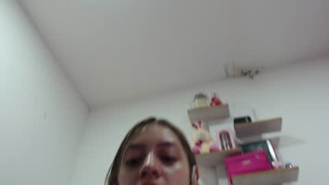 Snapshot of kim_xx09 chatting on July 8, 12:04 am YENCYYY online show from July 8, 12:04 am