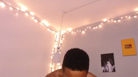 Kim  Yuk online show from January 3, 10:19 pm