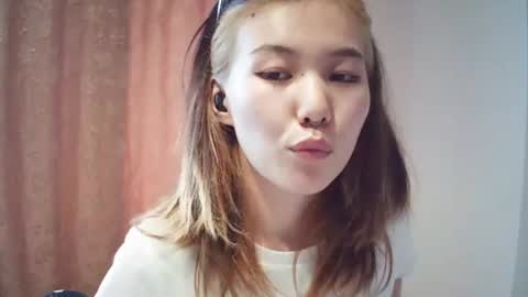 Snapshot of kimberelypeloso chatting on July 4, 3:18 pm Madoka online show from July 4, 3:18 pm