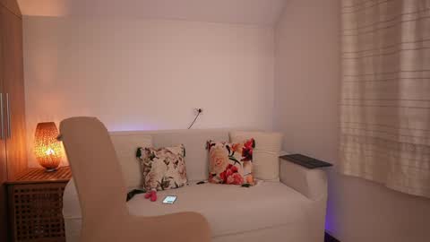 Snapshot of kimberhot chatting on September 13, 11:59 pm Kim online show from September 13, 11:59 pm